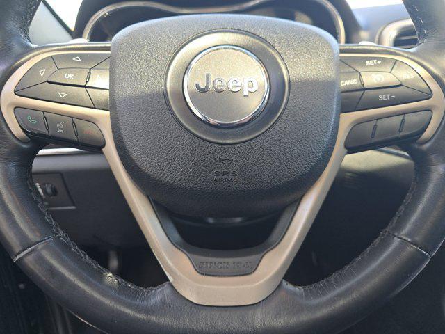 used 2015 Jeep Grand Cherokee car, priced at $10,990