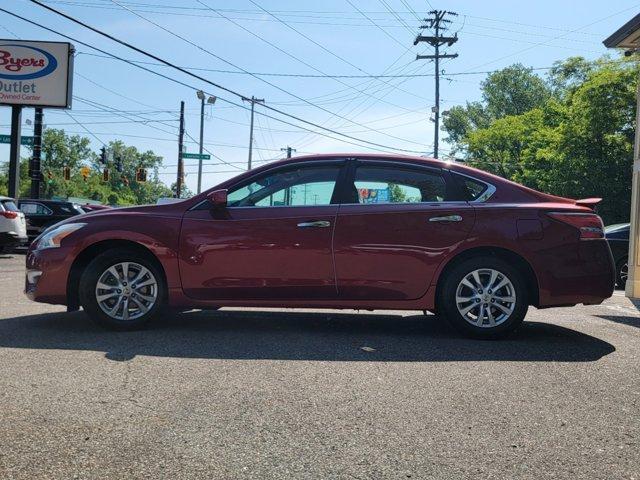 used 2014 Nissan Altima car, priced at $10,794