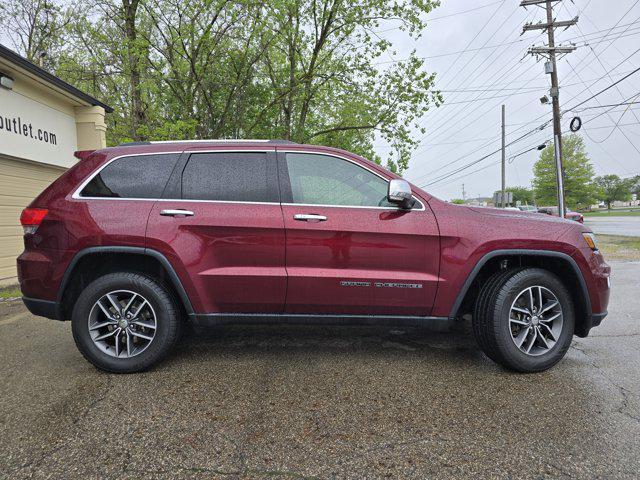 used 2017 Jeep Grand Cherokee car, priced at $14,899