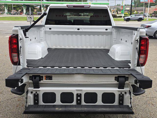 used 2022 GMC Sierra 1500 car, priced at $33,494