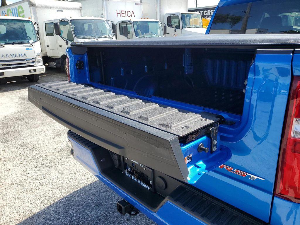 new 2025 Chevrolet Silverado 1500 car, priced at $52,724