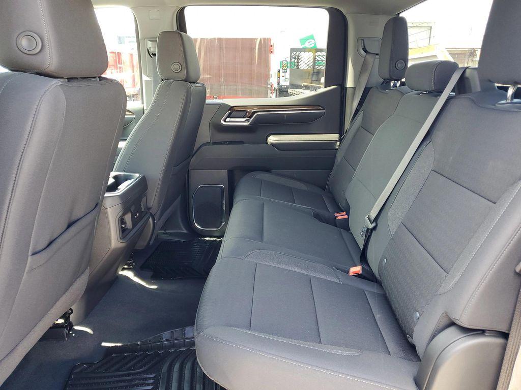 new 2025 Chevrolet Silverado 1500 car, priced at $52,724