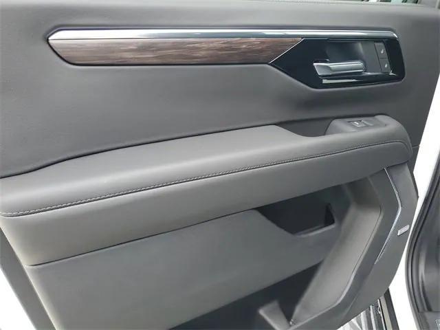 new 2025 Chevrolet Suburban car, priced at $66,985