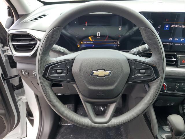 new 2025 Chevrolet TrailBlazer car, priced at $23,008