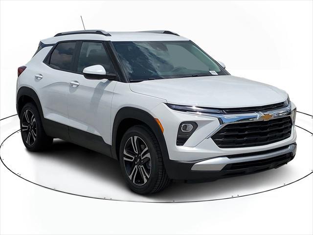 new 2025 Chevrolet TrailBlazer car, priced at $23,008