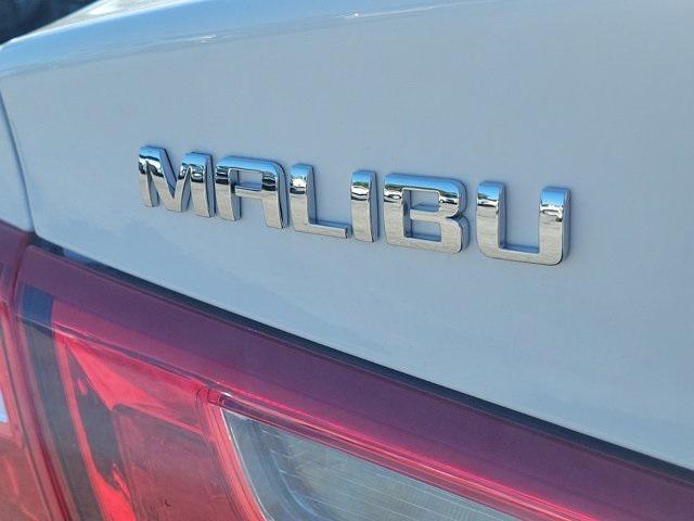 new 2025 Chevrolet Malibu car, priced at $28,620