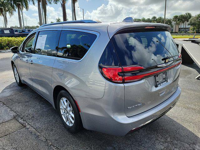 used 2021 Chrysler Pacifica car, priced at $17,346