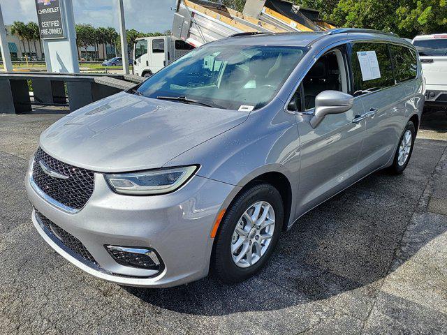 used 2021 Chrysler Pacifica car, priced at $17,346