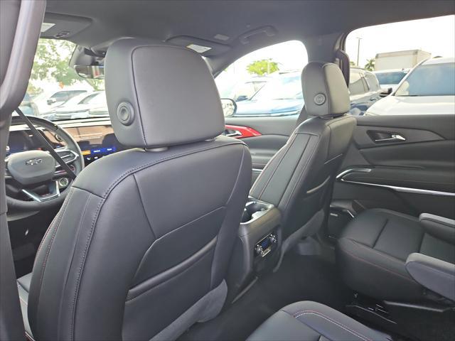 new 2025 Chevrolet Traverse car, priced at $52,619