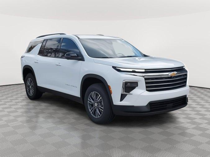 new 2025 Chevrolet Traverse car, priced at $41,642