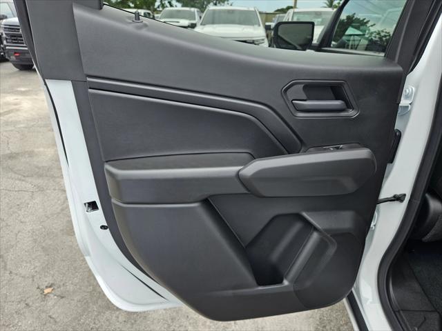 new 2025 Chevrolet Colorado car, priced at $34,400