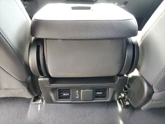 used 2024 Chevrolet Silverado 1500 car, priced at $33,989