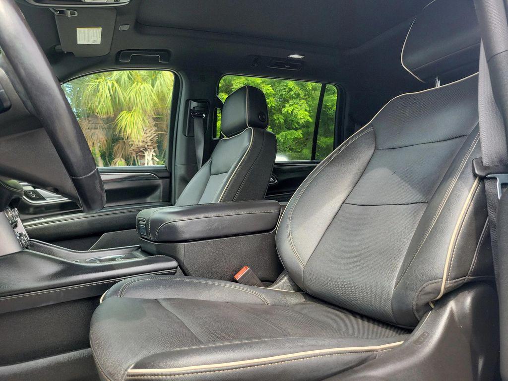 used 2022 GMC Yukon XL car, priced at $44,499