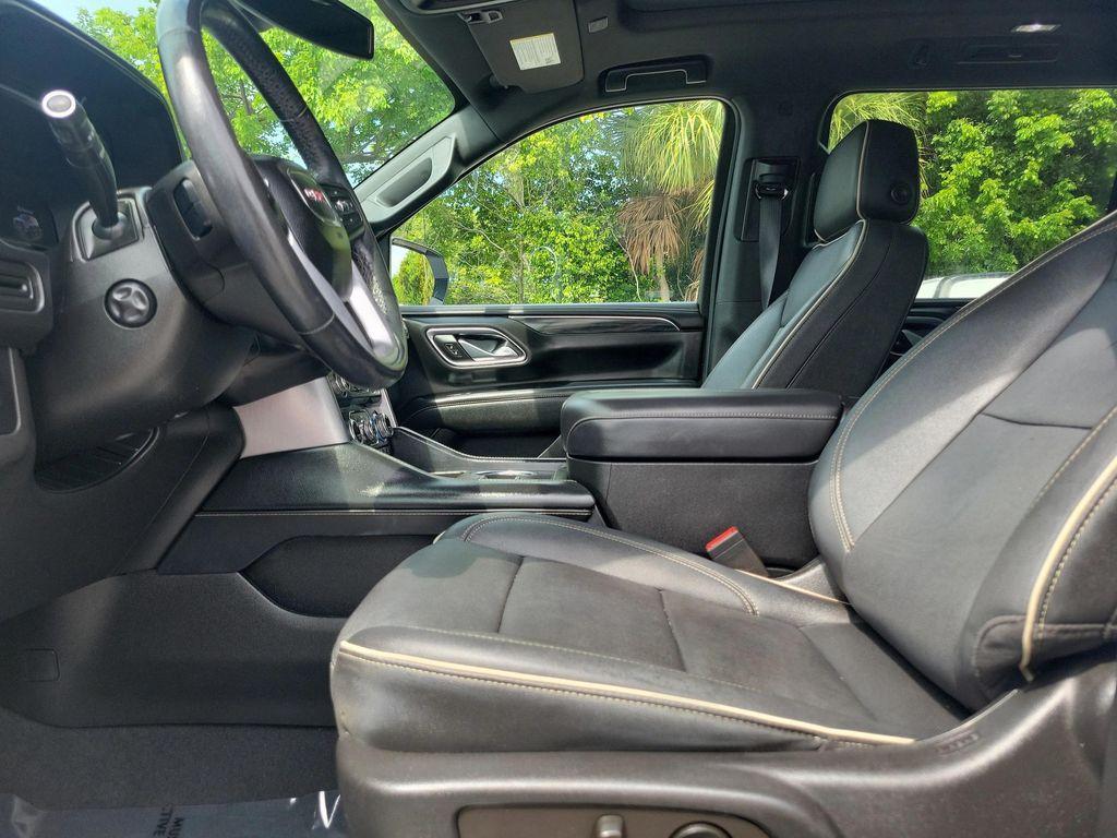 used 2022 GMC Yukon XL car, priced at $44,499