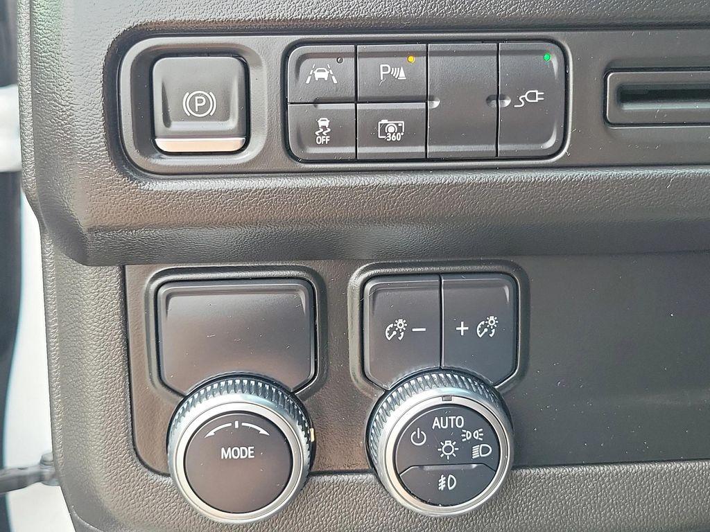 used 2022 GMC Yukon XL car, priced at $44,499