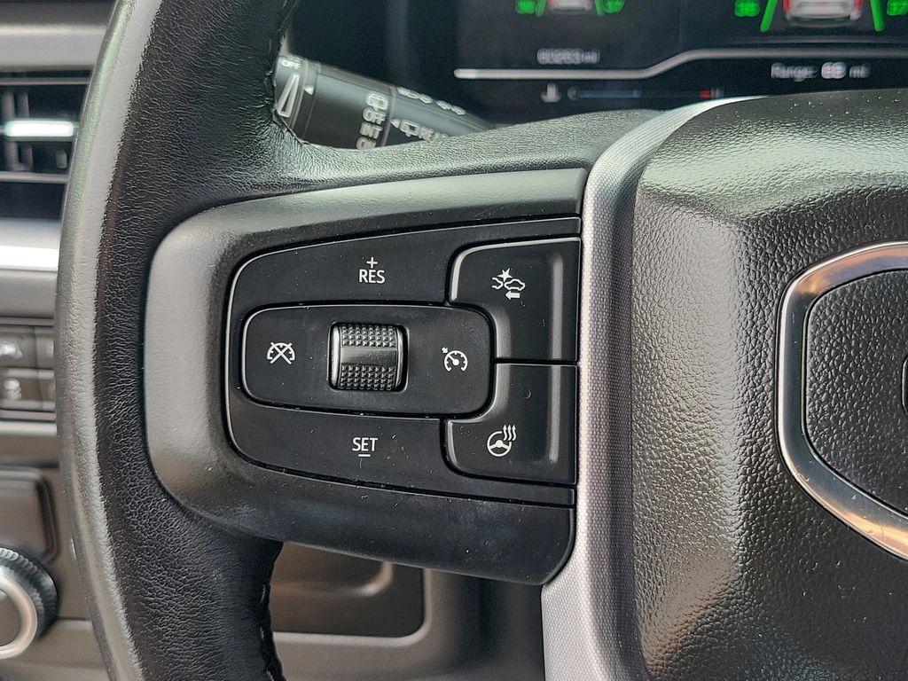 used 2022 GMC Yukon XL car, priced at $44,499