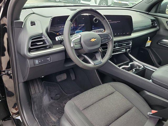 new 2025 Chevrolet Traverse car, priced at $46,430