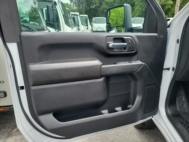 new 2024 Chevrolet Silverado 3500 car, priced at $66,677