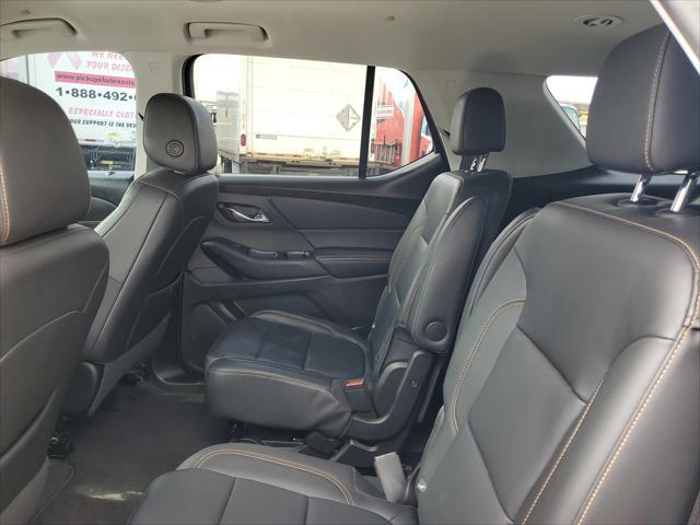 used 2021 Chevrolet Traverse car, priced at $28,494