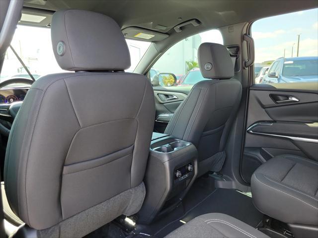 new 2025 Chevrolet Traverse car, priced at $41,179
