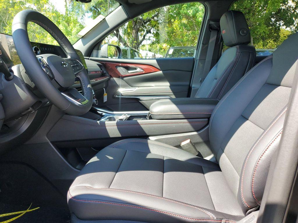 new 2026 Chevrolet Traverse car, priced at $49,823