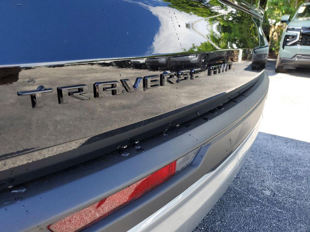 new 2026 Chevrolet Traverse car, priced at $49,823