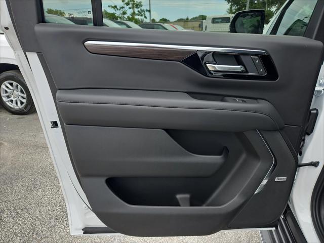 new 2025 Chevrolet Suburban car, priced at $72,394