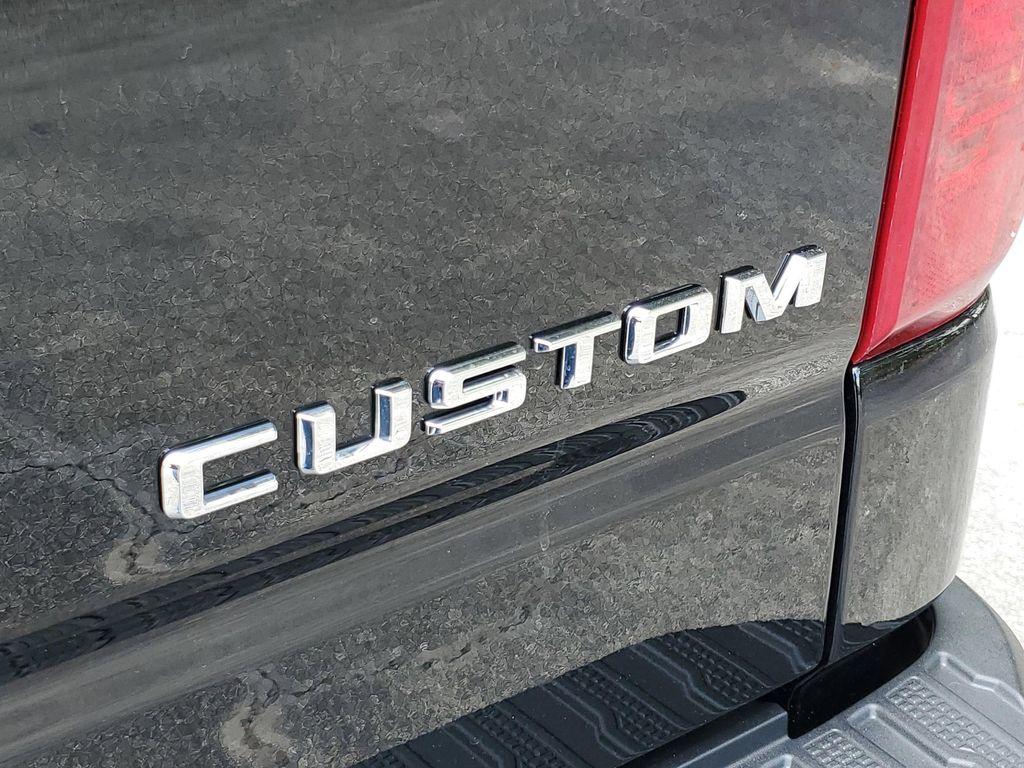 new 2025 Chevrolet Silverado 1500 car, priced at $36,404