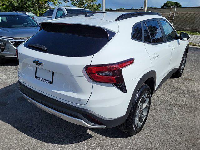 new 2025 Chevrolet Trax car, priced at $21,937