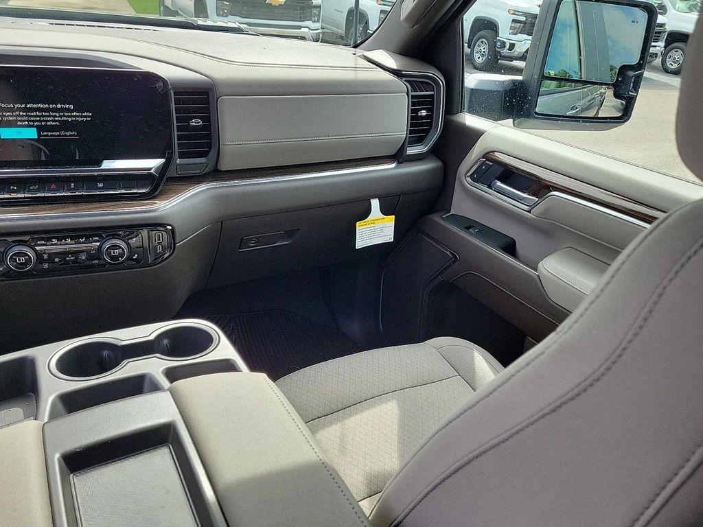 new 2025 Chevrolet Silverado 2500 car, priced at $66,110