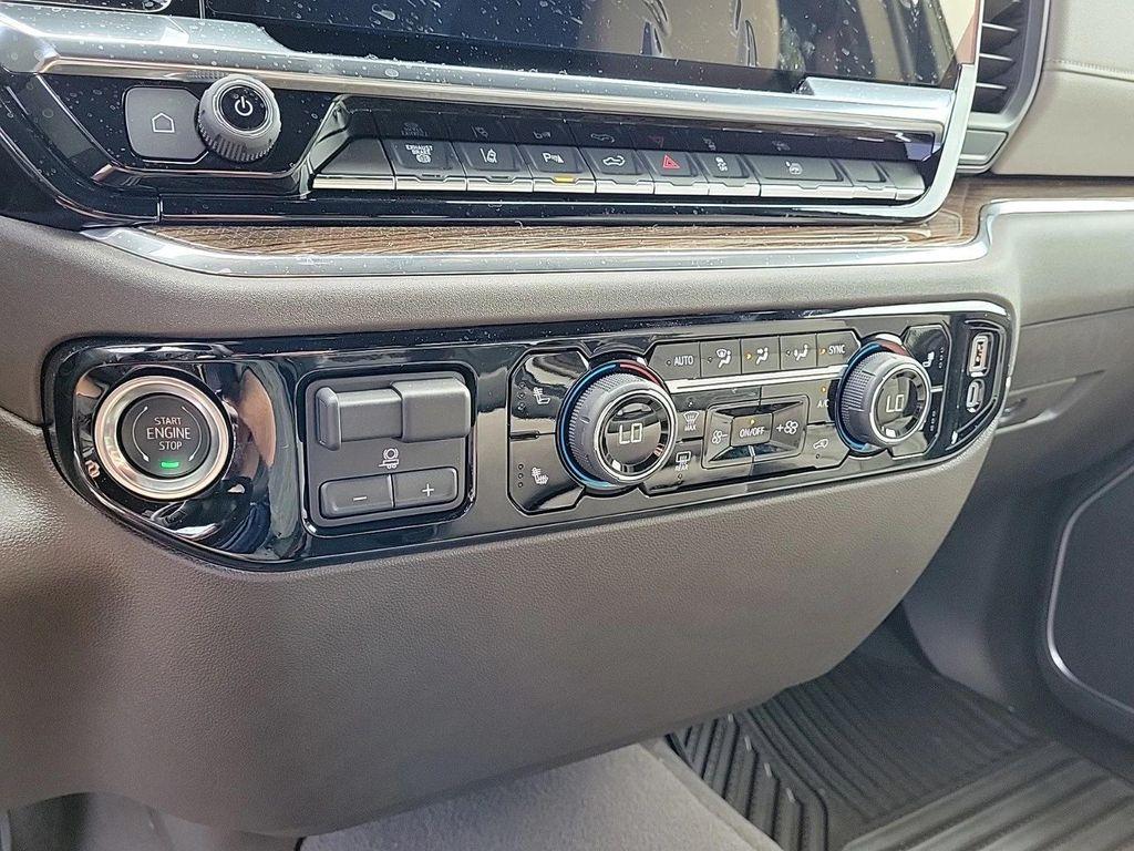 new 2025 Chevrolet Silverado 2500 car, priced at $66,110