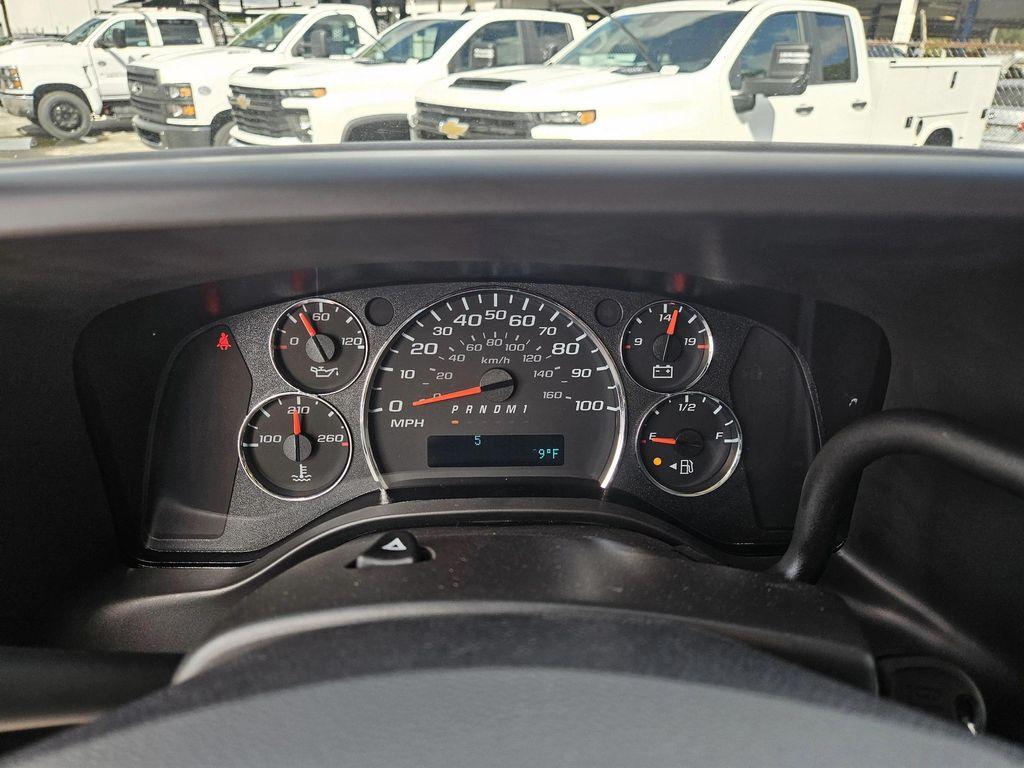 new 2025 Chevrolet Express 2500 car, priced at $47,258