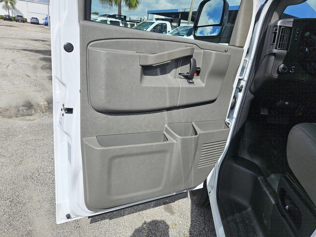 new 2025 Chevrolet Express 2500 car, priced at $47,258