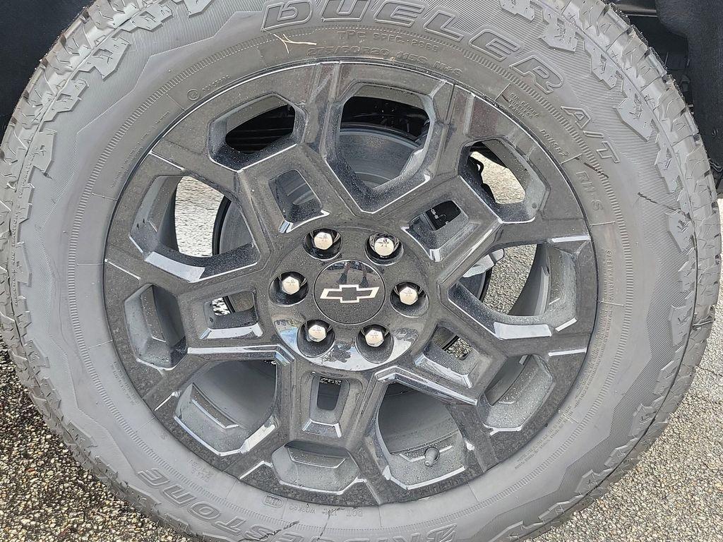 new 2026 Chevrolet Colorado car, priced at $39,415