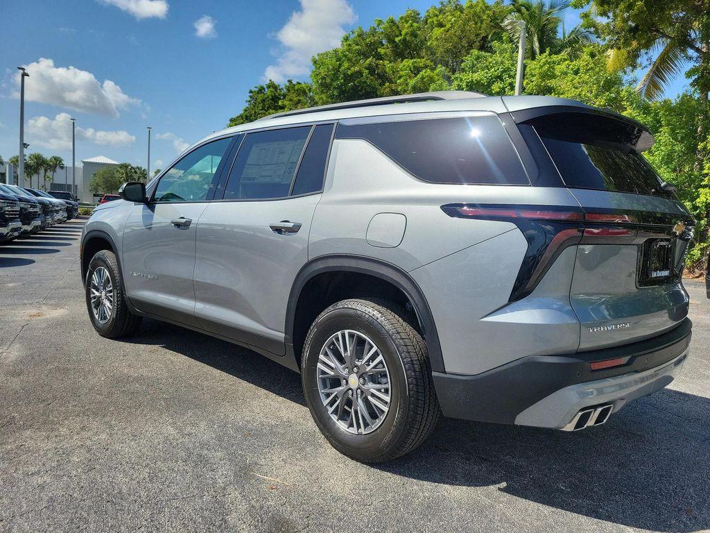 new 2026 Chevrolet Traverse car, priced at $43,089