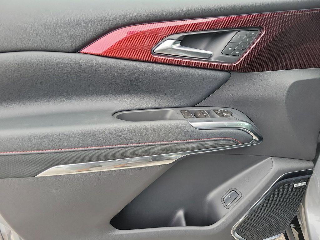 new 2026 Chevrolet Traverse car, priced at $56,230