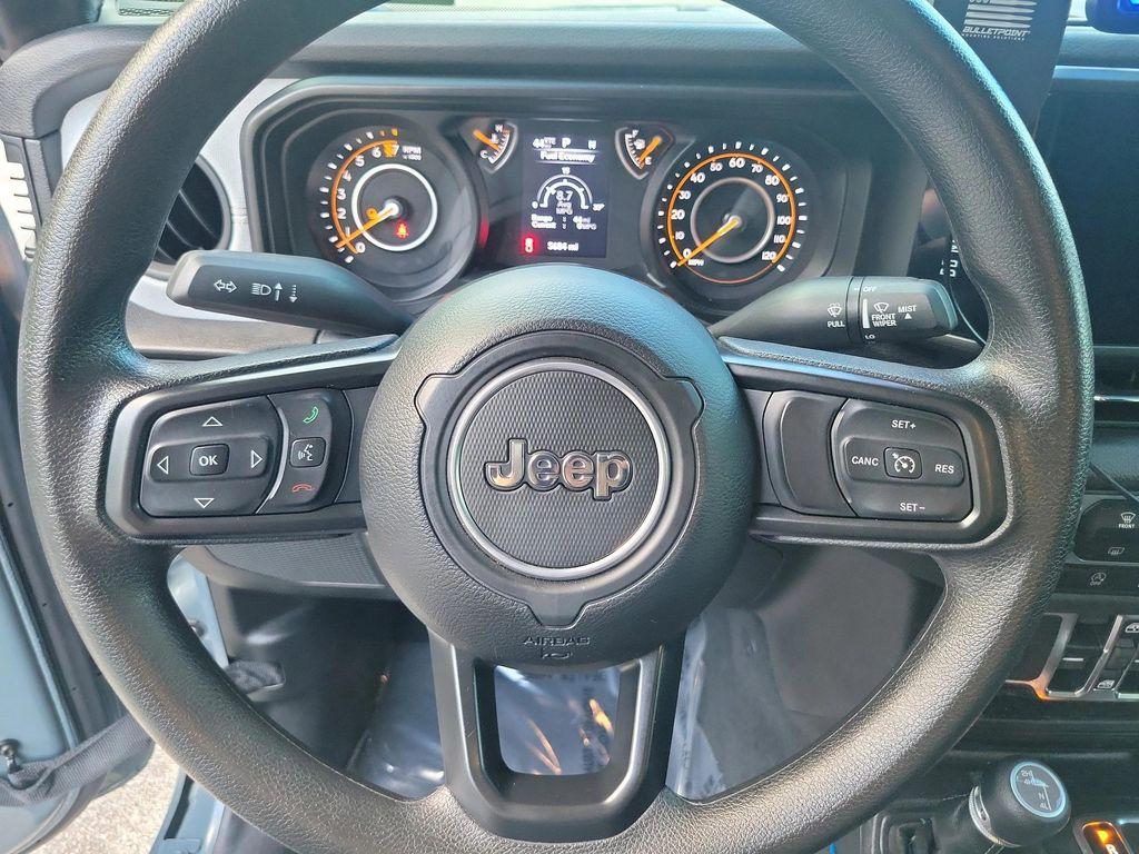 used 2024 Jeep Gladiator car