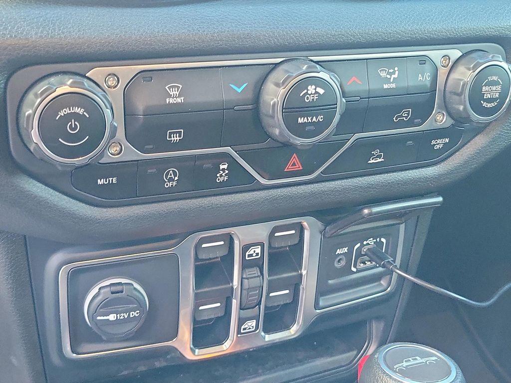 used 2024 Jeep Gladiator car