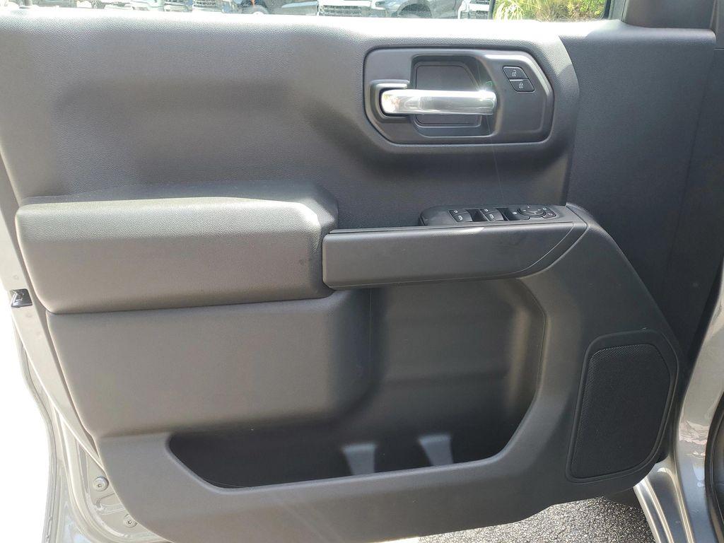 new 2025 Chevrolet Silverado 1500 car, priced at $38,415