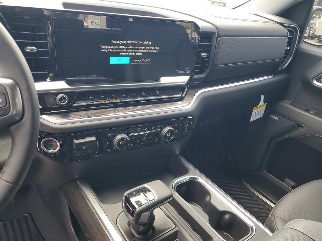 new 2025 Chevrolet Silverado 1500 car, priced at $54,302