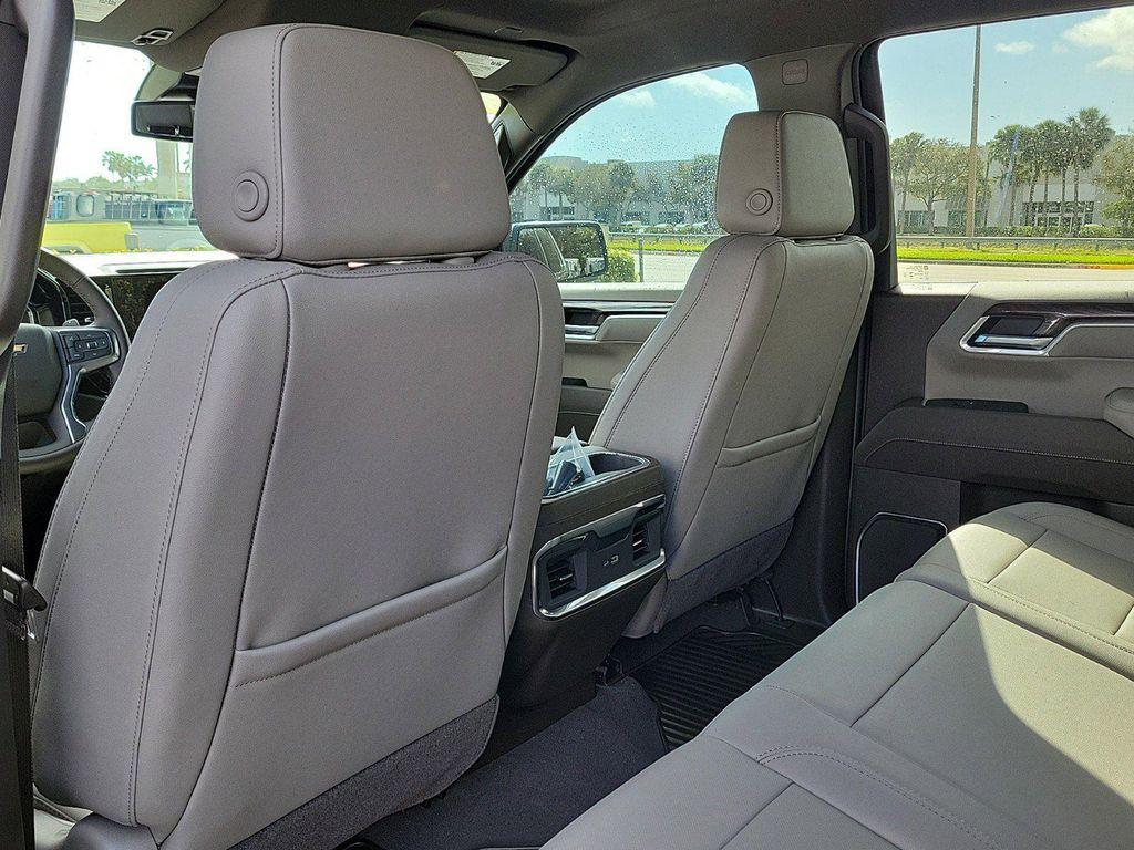 new 2025 Chevrolet Silverado 1500 car, priced at $53,302