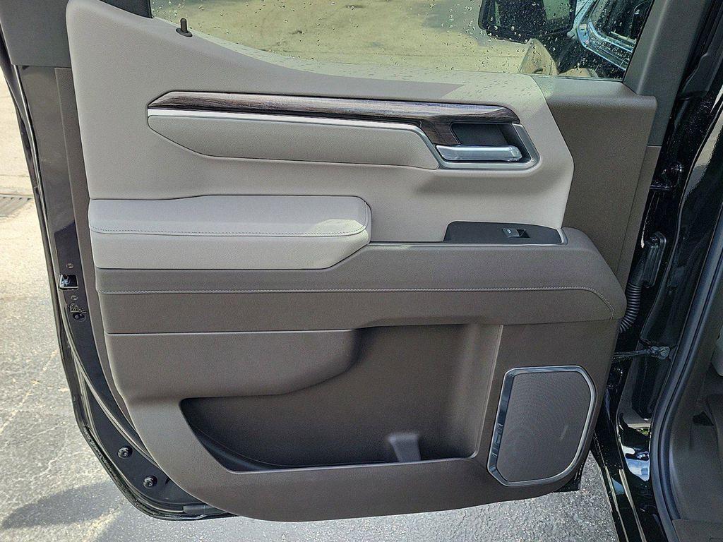 new 2025 Chevrolet Silverado 1500 car, priced at $53,302