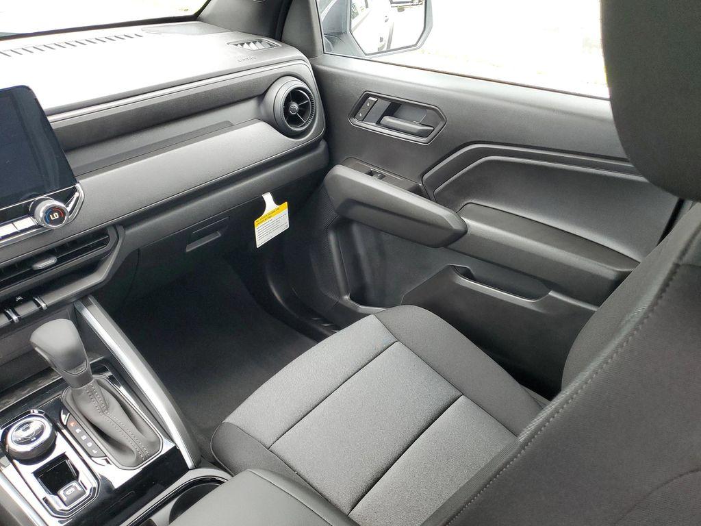 new 2025 Chevrolet Colorado car, priced at $40,358