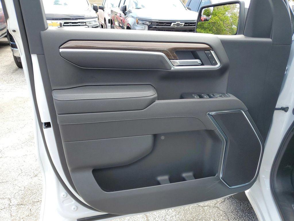 new 2025 Chevrolet Silverado 1500 car, priced at $45,465