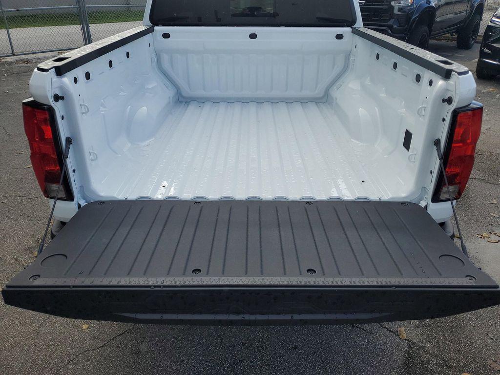 new 2026 Chevrolet Colorado car, priced at $31,046