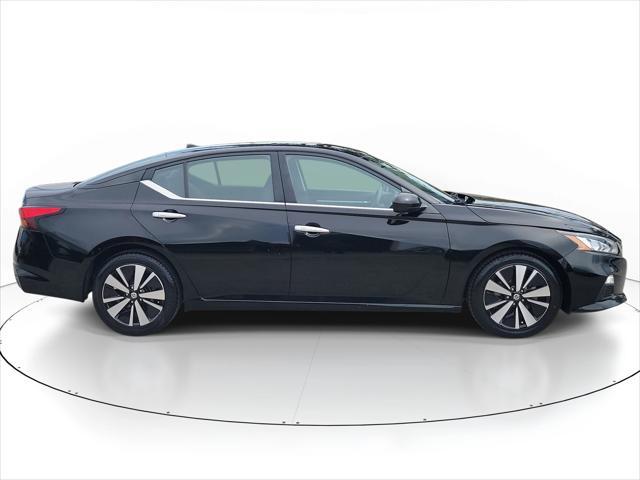 used 2022 Nissan Altima car, priced at $15,995