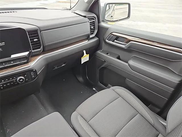new 2025 Chevrolet Silverado 1500 car, priced at $42,575