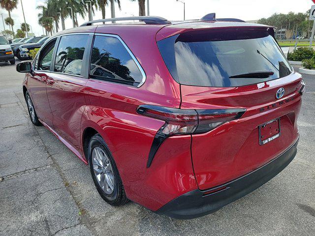 used 2024 Toyota Sienna car, priced at $36,155