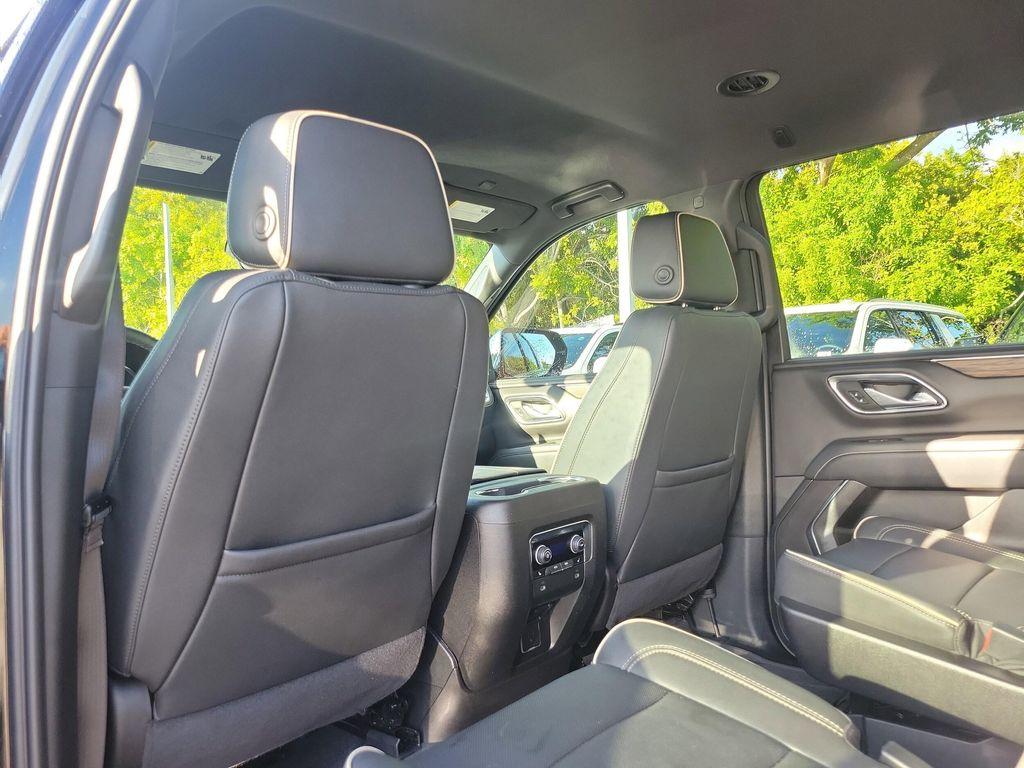 new 2024 Chevrolet Suburban car, priced at $63,990