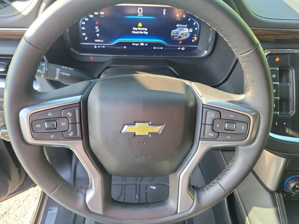 new 2024 Chevrolet Suburban car, priced at $63,990